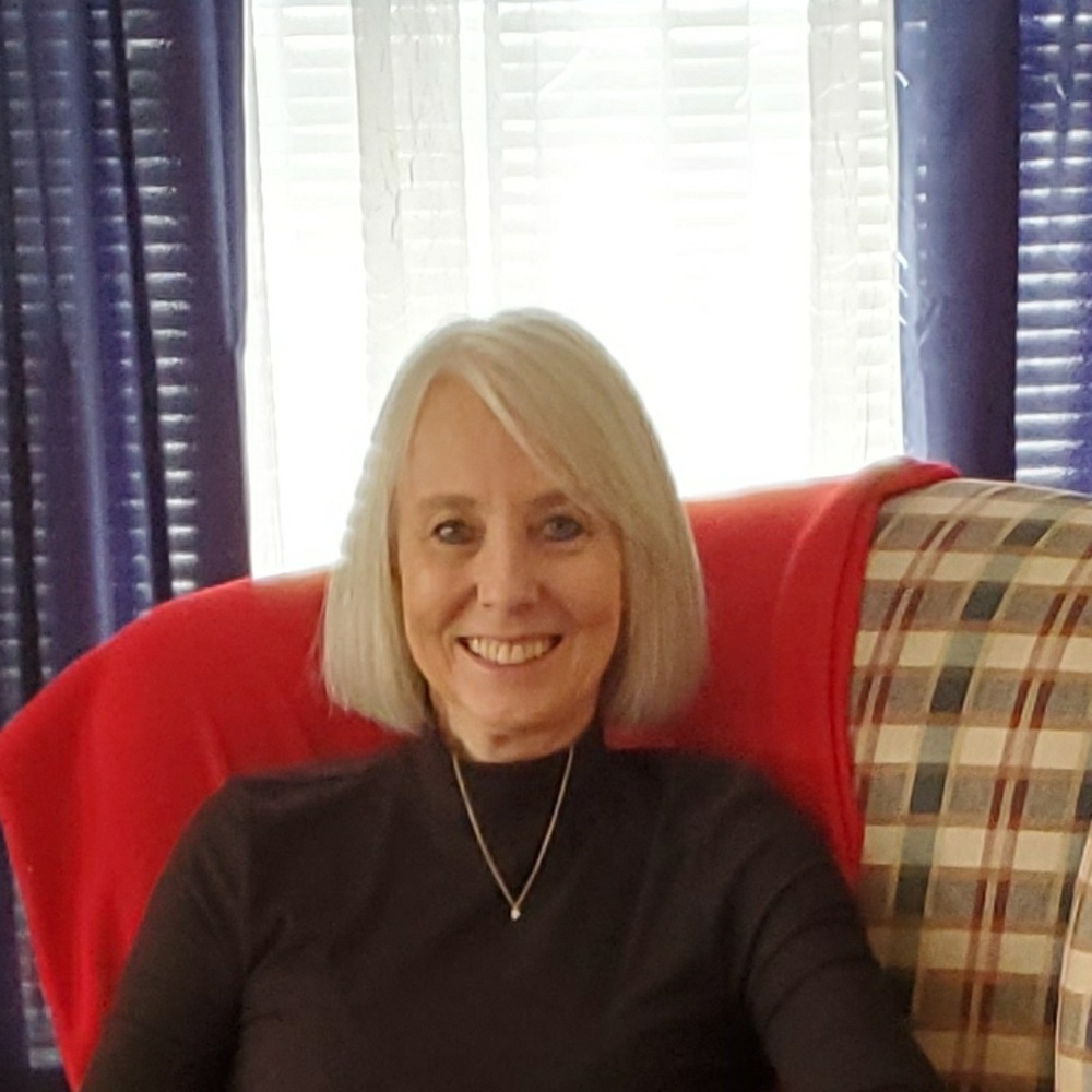 Meet your Posher, Carolyn